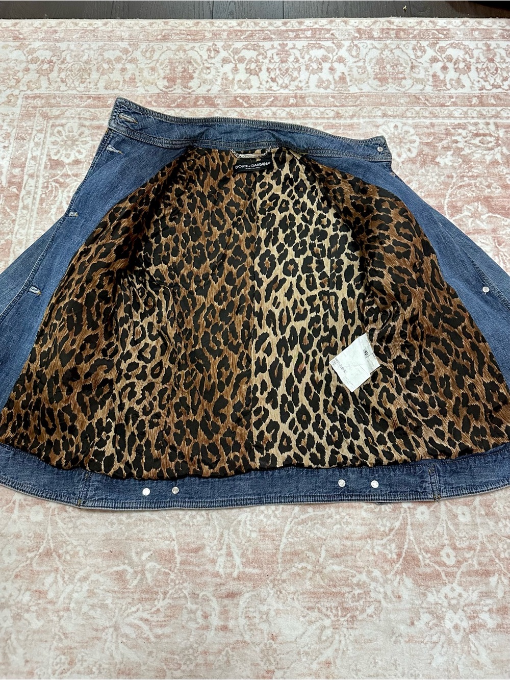 Vintage Dolce & Gabbana Jean Jacket With 🐆  Leopard Lining - Sz 40 - Picture 7 of 16
